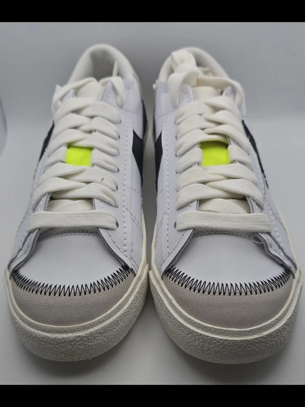 Nike classic low